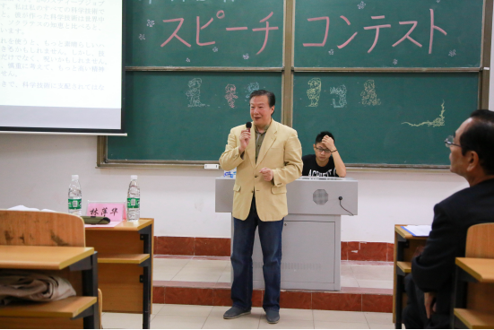 外国语学院第一届